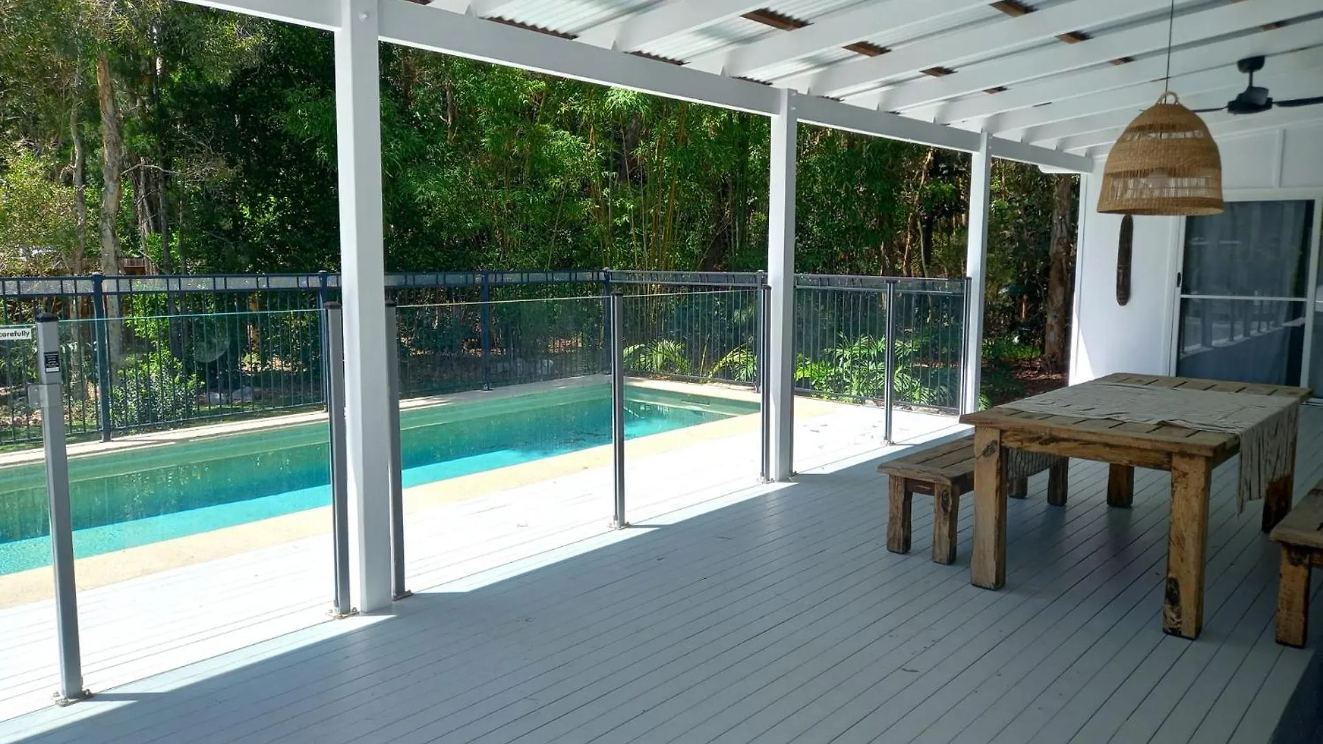 Sandyfeet House Rainbow Beach